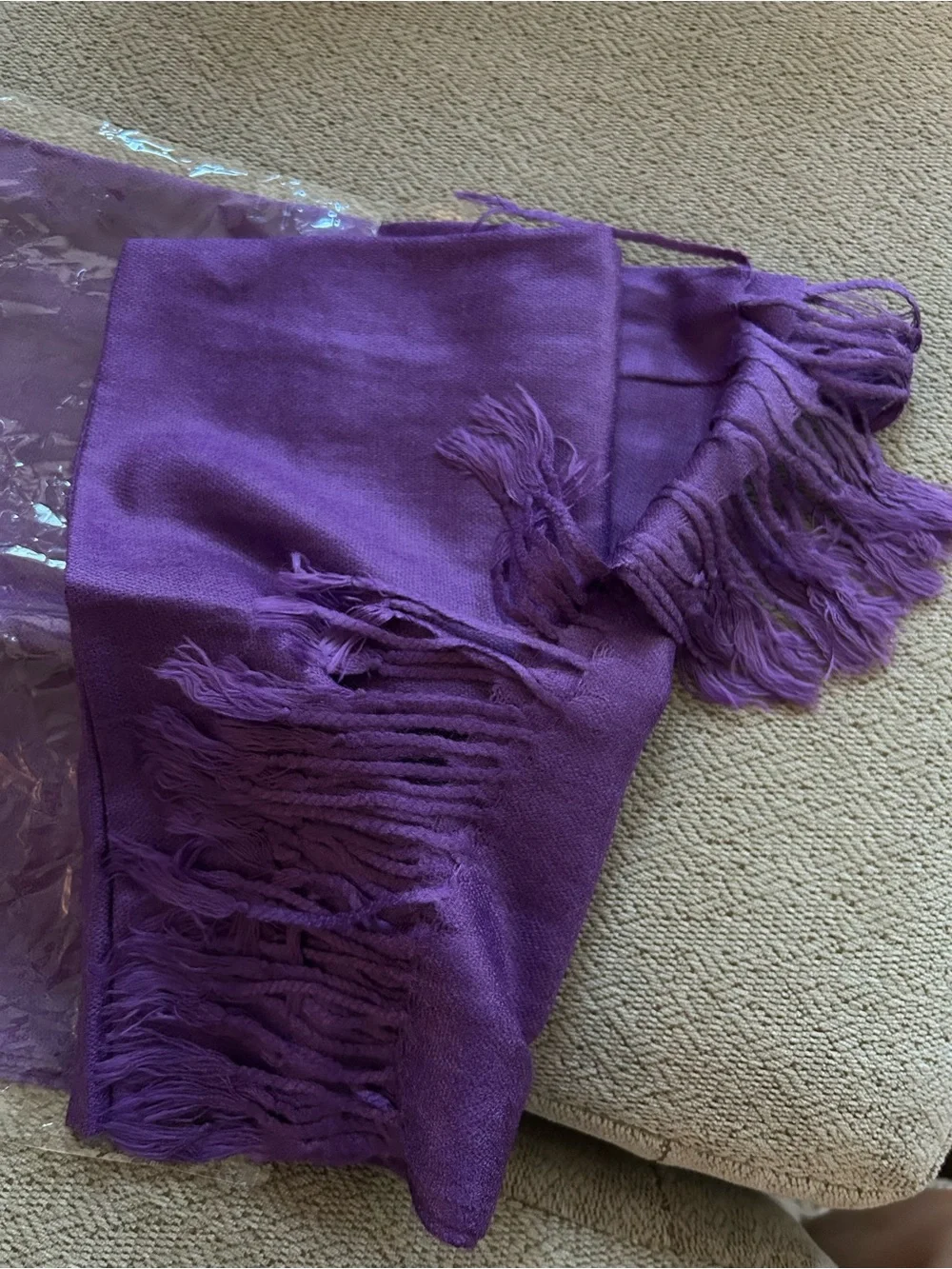NWT Premium Pashmina Shawl Wrap Scarf - Deep Purple 30% Silk Fringe
